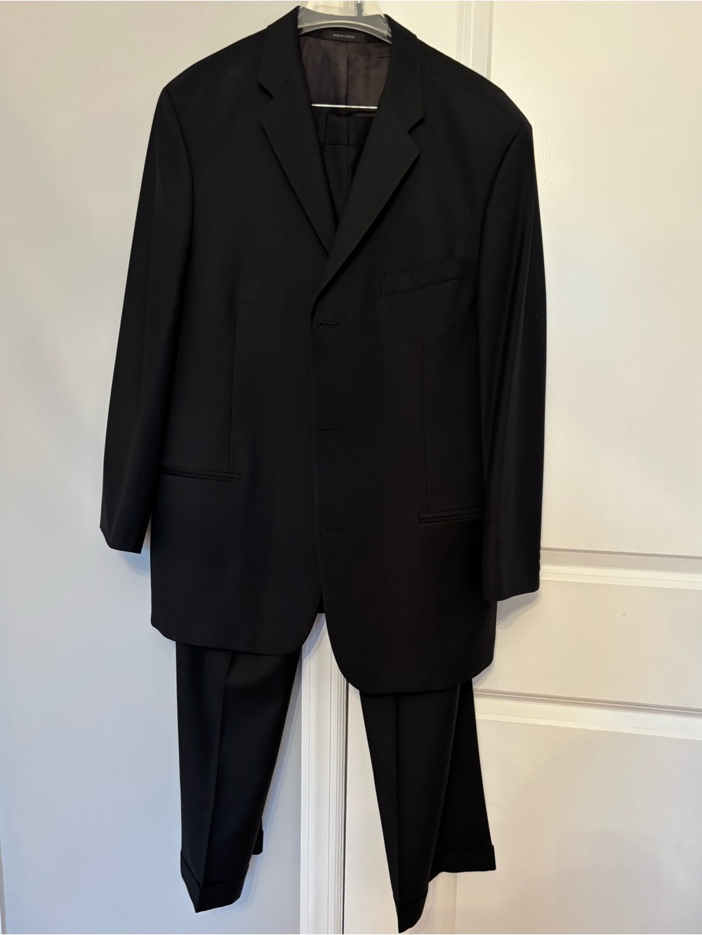 Mens DKNY 42 Regular Black Wool Italy Button Up Suit 2 Set Blazer Pants Classic